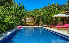 Cabanas Lamaite